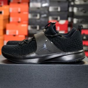 JORDAN TRAINER 2 FLYKNIT 921210 013 SZ 11